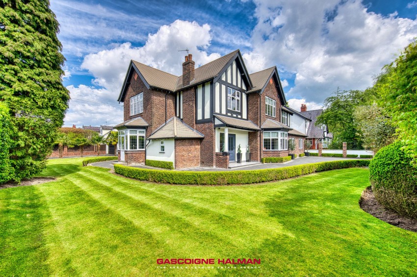 Images for Grasmere Crescent, Bramhall, SK7