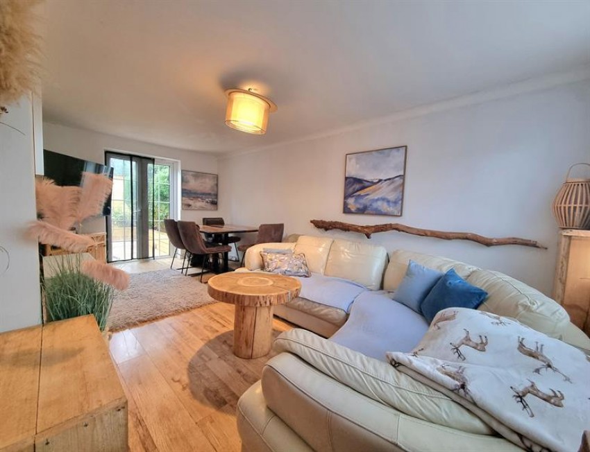 Images for Mere Close, Sale