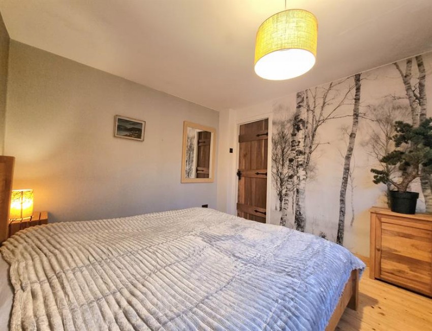 Images for Mere Close, Sale