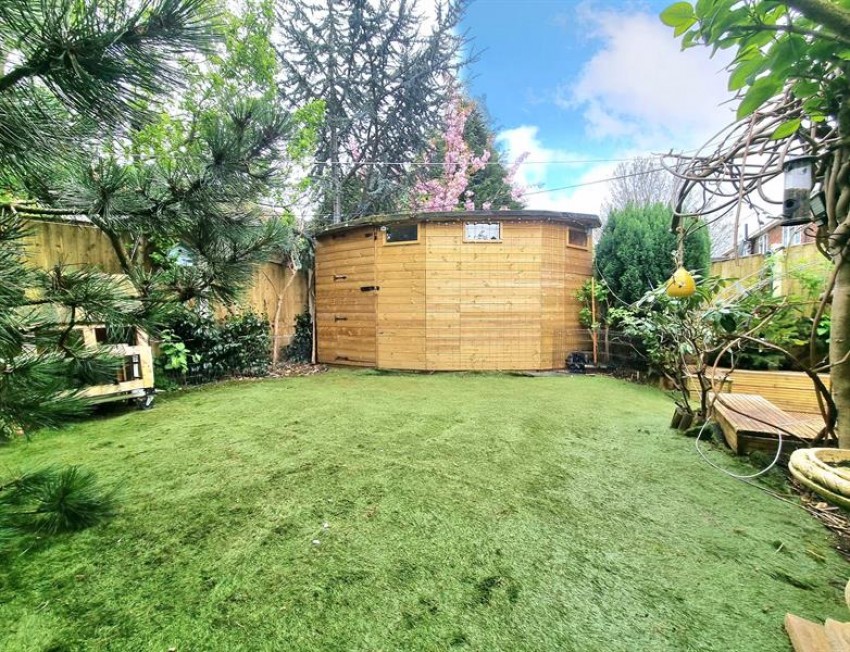 Images for Mere Close, Sale