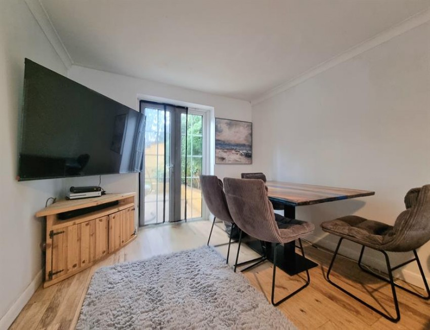 Images for Mere Close, Sale