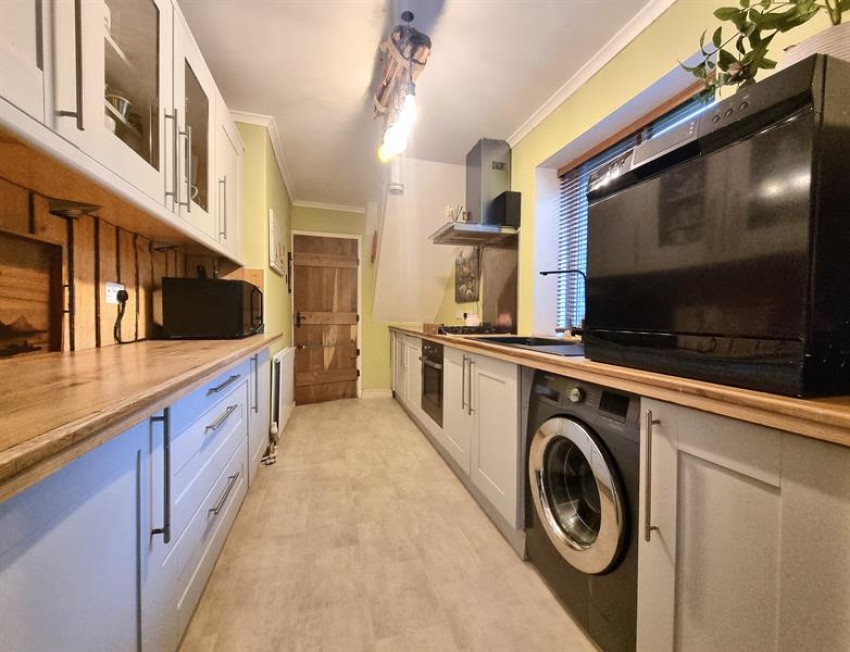 Images for Mere Close, Sale