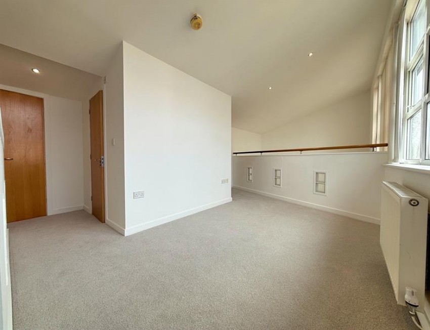 Images for Central 2, Wharf Road, Sale