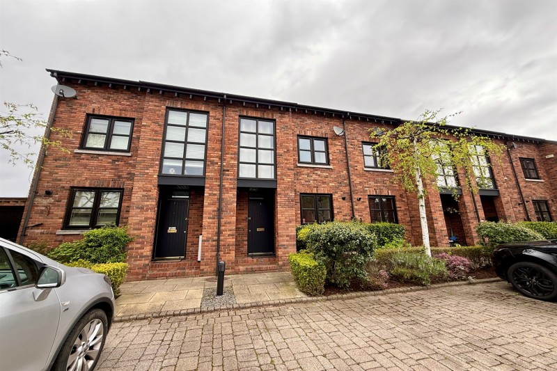 Waterford Place, Heald Green, Cheadle
