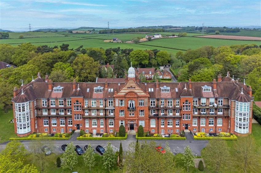 Images for Kingswood Park, Frodsham