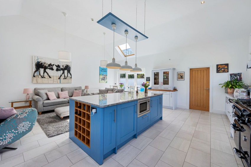 Images for Ashton Lane, Sale, M33