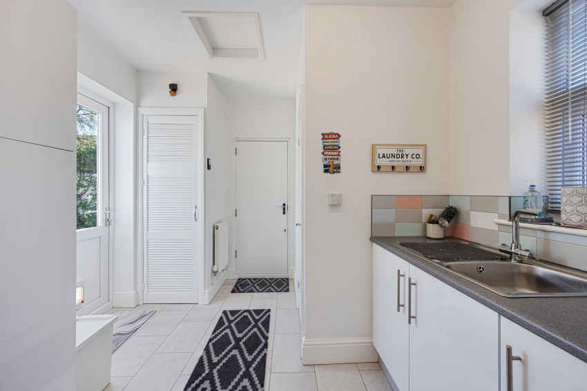 Images for Ashton Lane, Sale, M33