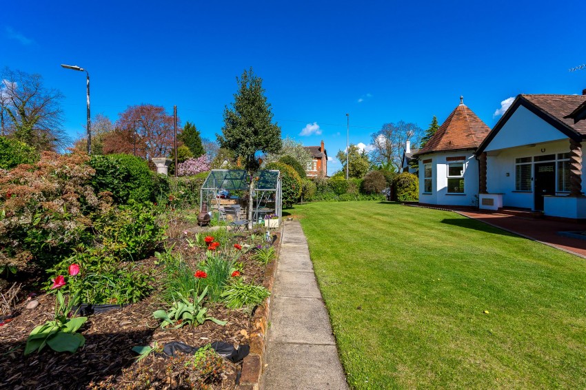 Images for Ashton Lane, Sale, M33