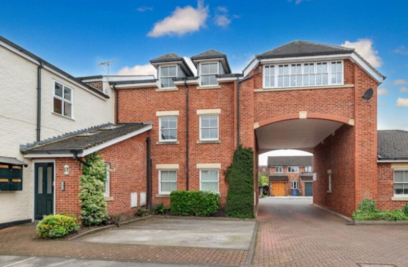 Laburnum Court, Lymm, WA13