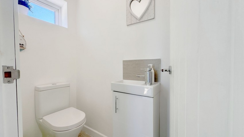 Images for Lindisfarne Drive, Poynton, SK12