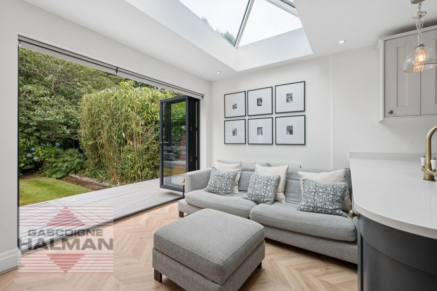 Images for Derbyshire Road South, Sale, M33