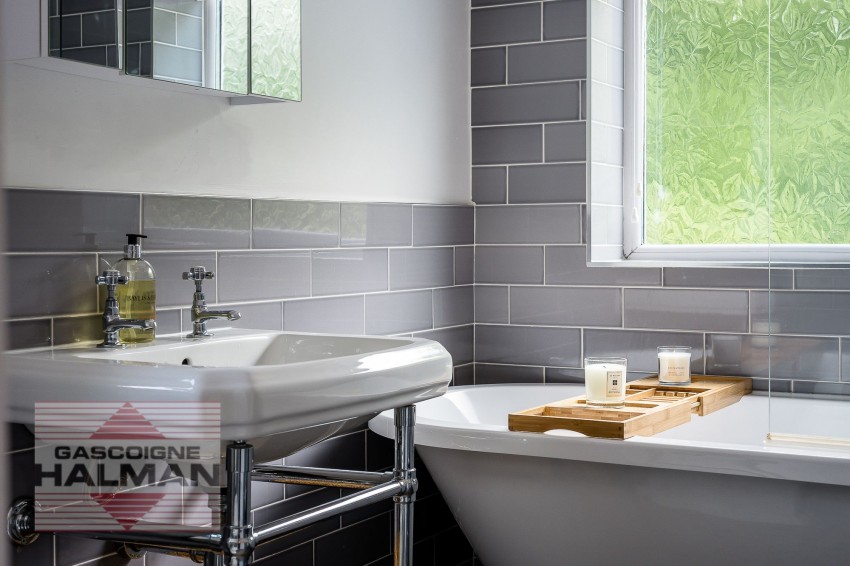 Images for Derbyshire Road South, Sale, M33