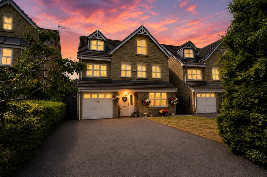Images for Scotty Brook Crescent, Glossop, SK13
