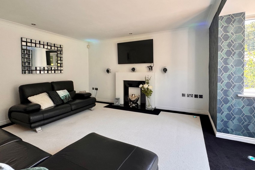 Images for Scotty Brook Crescent, Glossop, SK13