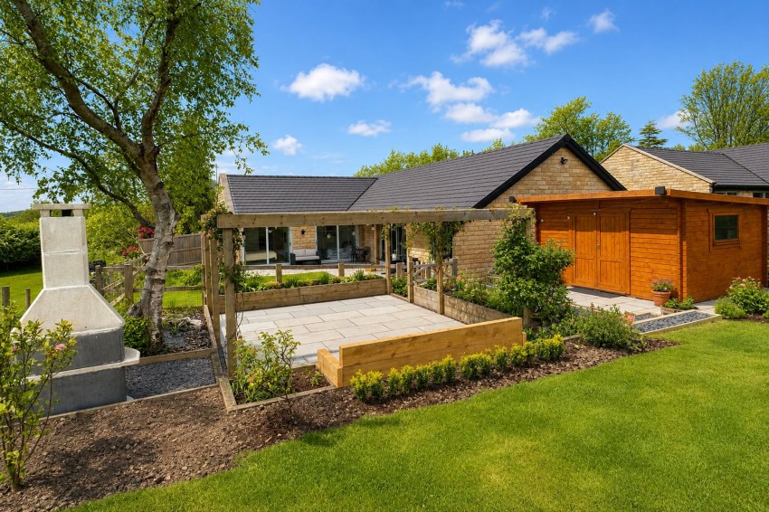 Images for Glossop Road, Charlesworth, SK13