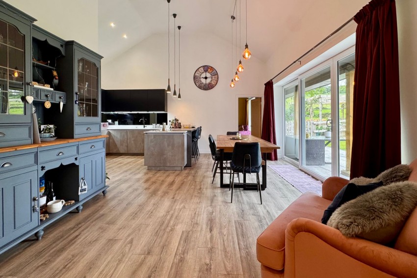 Images for Glossop Road, Charlesworth, SK13