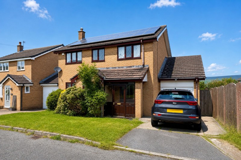 Meadow Bank, Glossop, SK13
