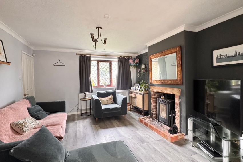 Images for Meadow Bank, Glossop, SK13