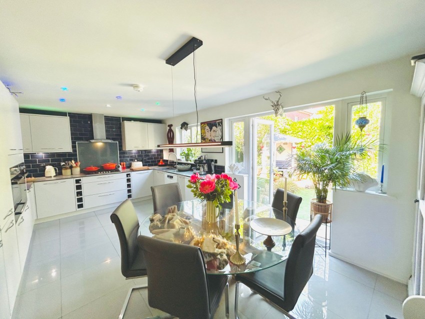 Images for Chaise Meadow, Lymm, WA13