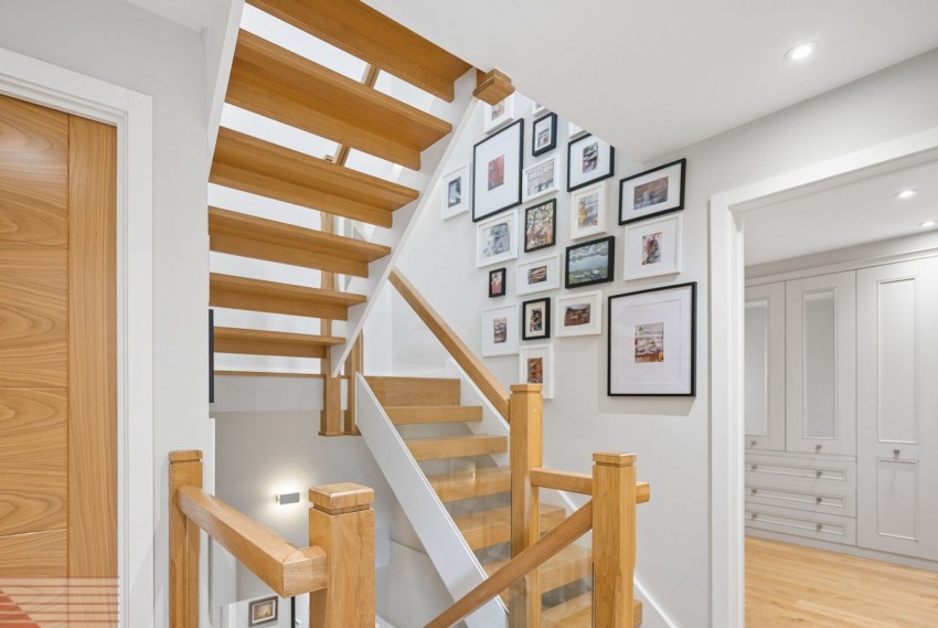 Images for Park House Drive, Sale, M33