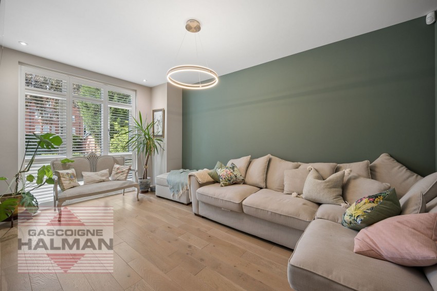 Images for Park House Drive, Sale, M33