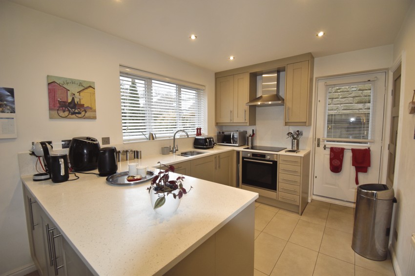 Images for Chendre Close, Hayfield, SK22