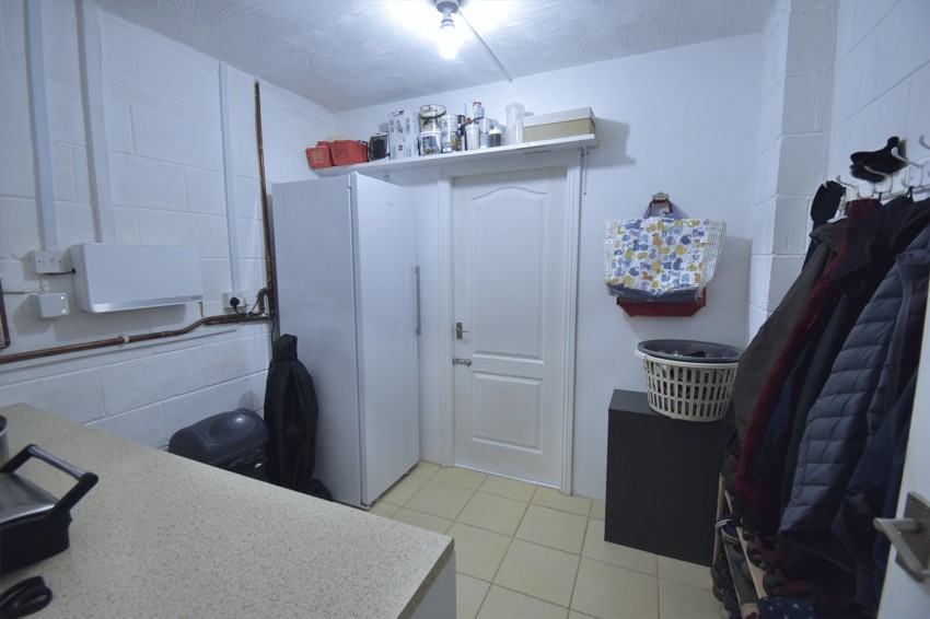 Images for Chendre Close, Hayfield, SK22