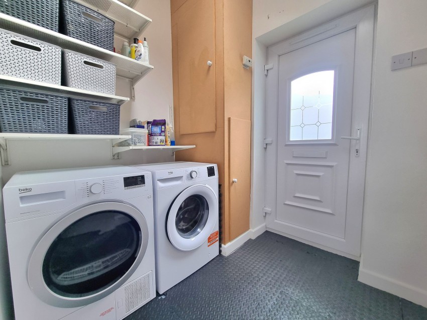 Images for Westbury Avenue, Sale, M33