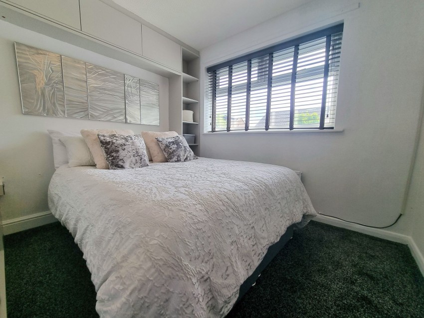Images for Westbury Avenue, Sale, M33