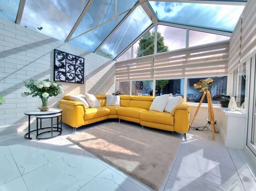 Images for Westbury Avenue, Sale, M33