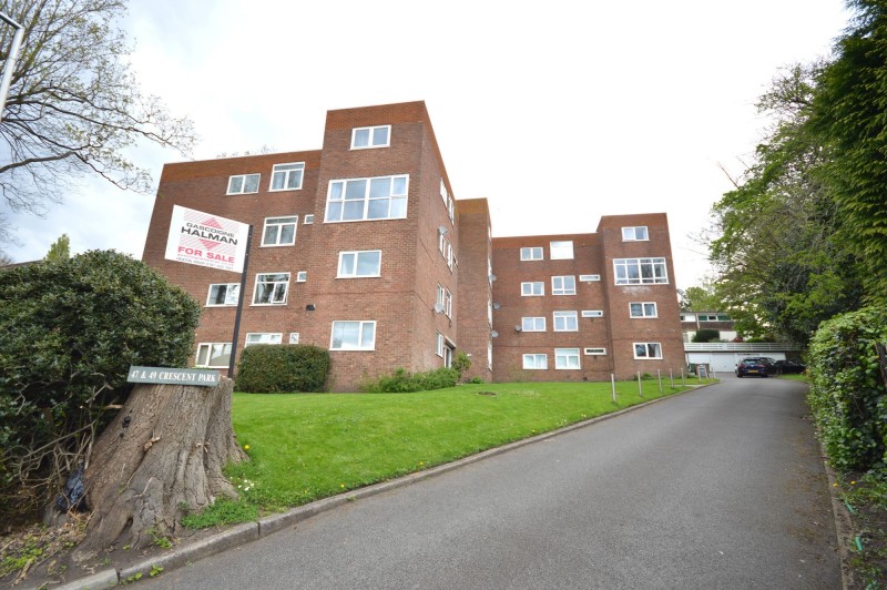 Crescent Park, Stockport, SK4