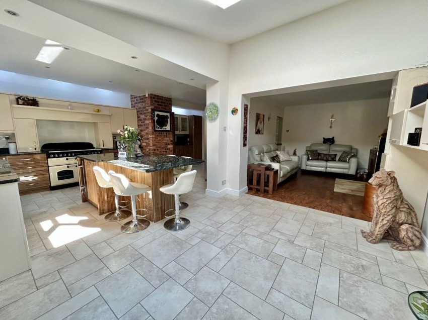 Images for Ford Lane, Didsbury, M20