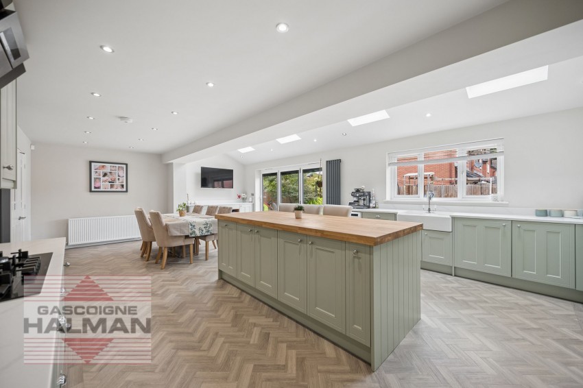 Images for Sedburgh Close, Sale, M33