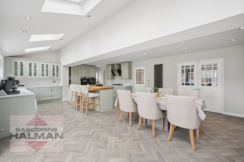 Images for Sedburgh Close, Sale, M33