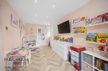 Images for Sedburgh Close, Sale, M33