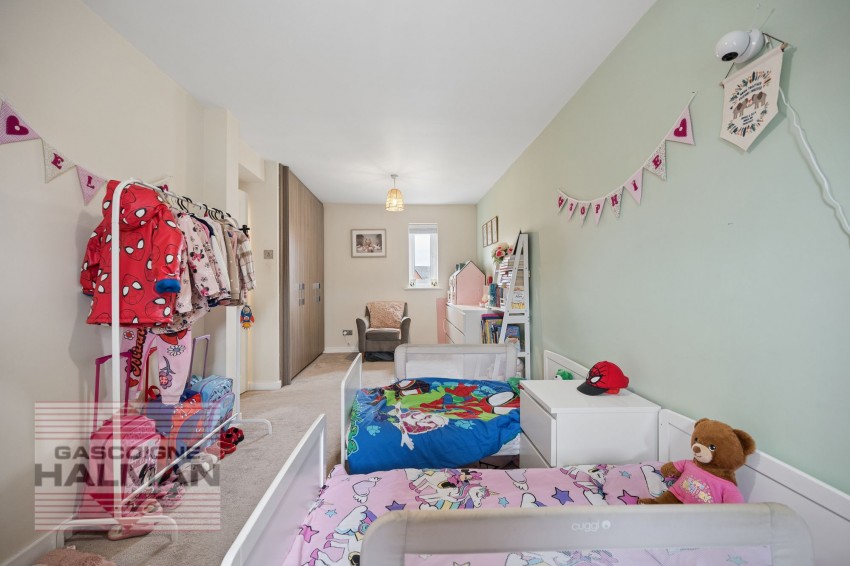 Images for Sedburgh Close, Sale, M33