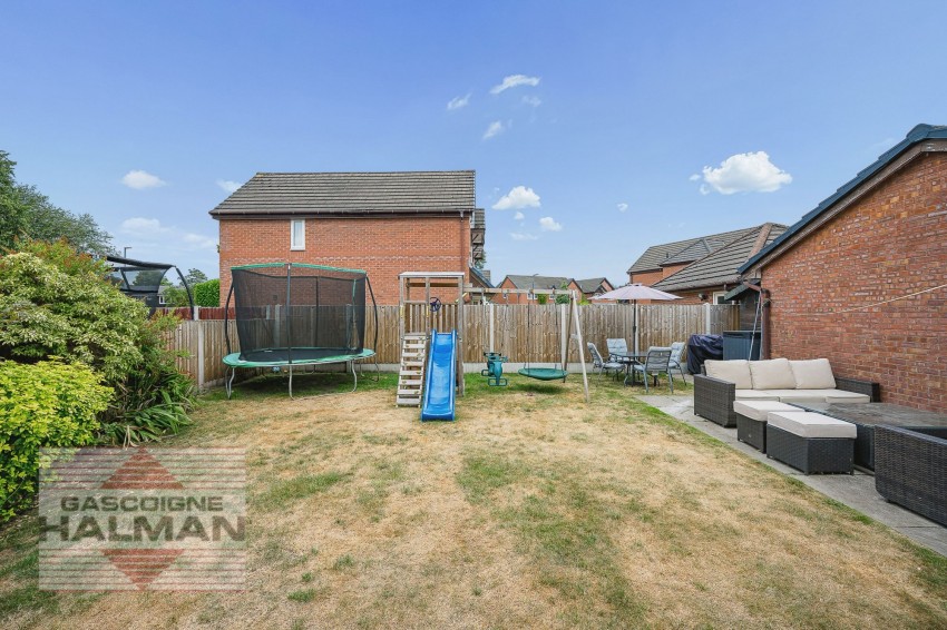 Images for Sedburgh Close, Sale, M33