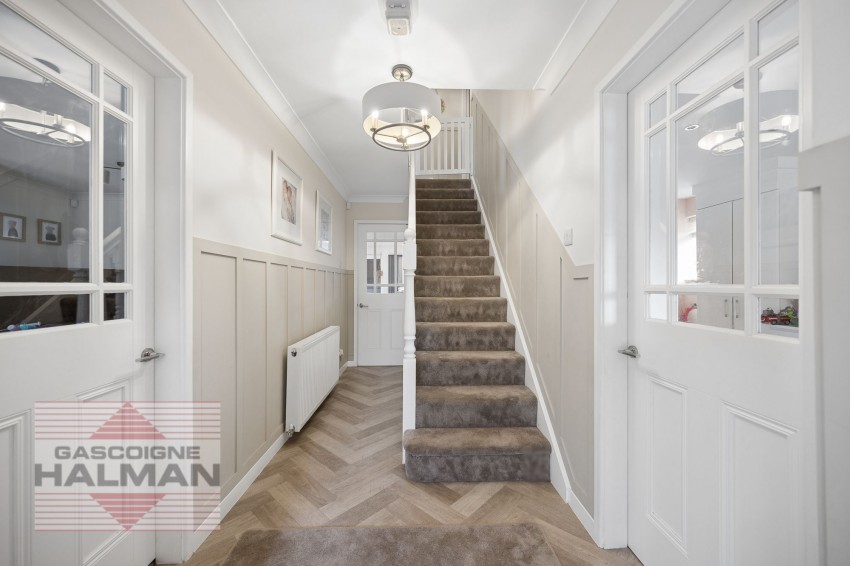 Images for Sedburgh Close, Sale, M33