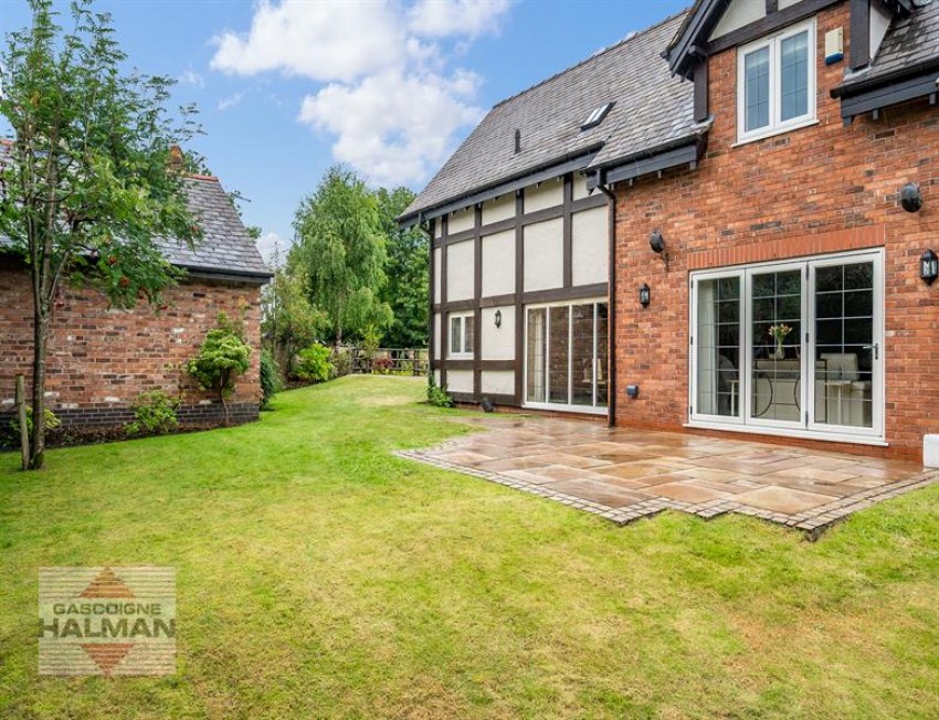 Images for Pigginshaw Cottage, Altrincham Road, Wilmslow