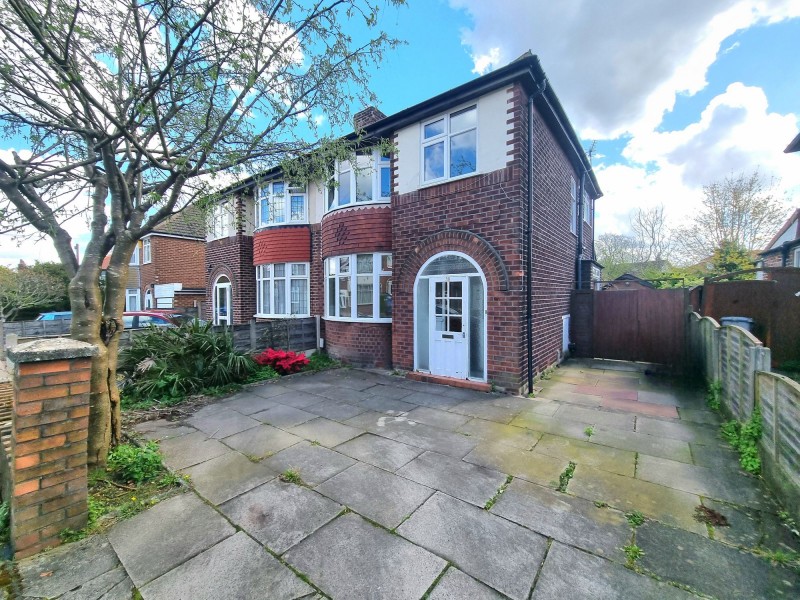 Wentworth Drive, Sale, M33