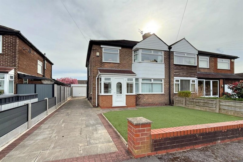 Blakemere Avenue, Sale, M33