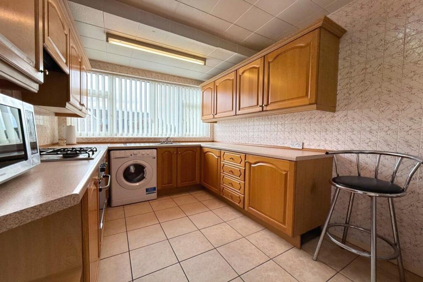 Images for Blakemere Avenue, Sale, M33