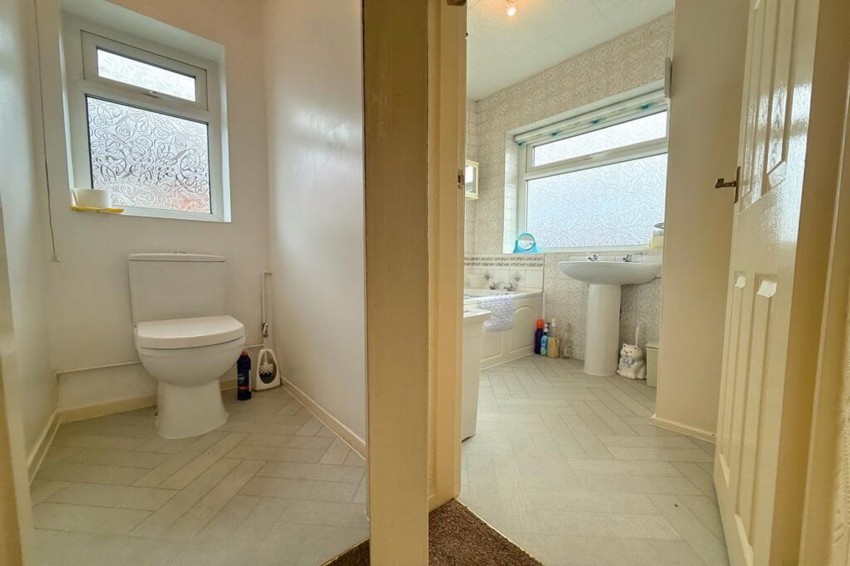 Images for Blakemere Avenue, Sale, M33