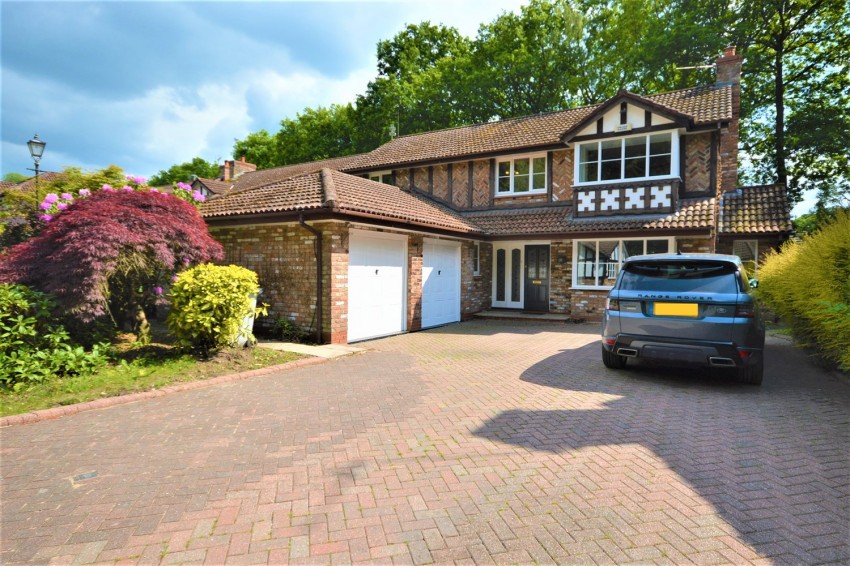 Images for Woodside Lane, Poynton