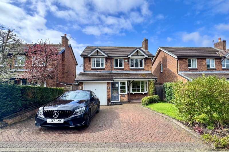 Shropshire Drive, Glossop, SK13