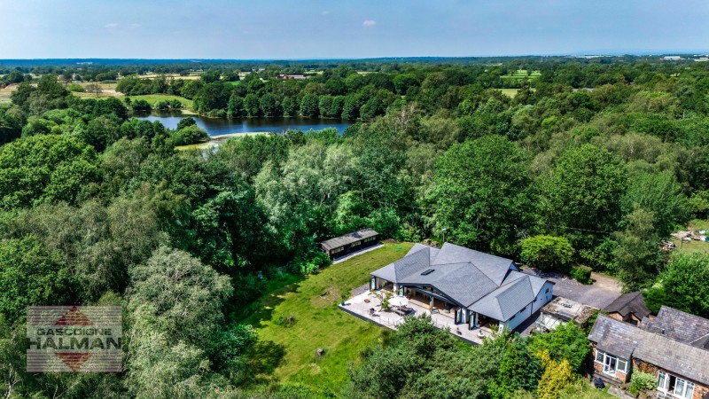 Newgate, Wilmslow, SK9