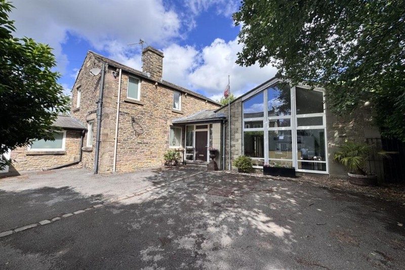 Manchester Road, Chapel-En-Le-Frith, SK23