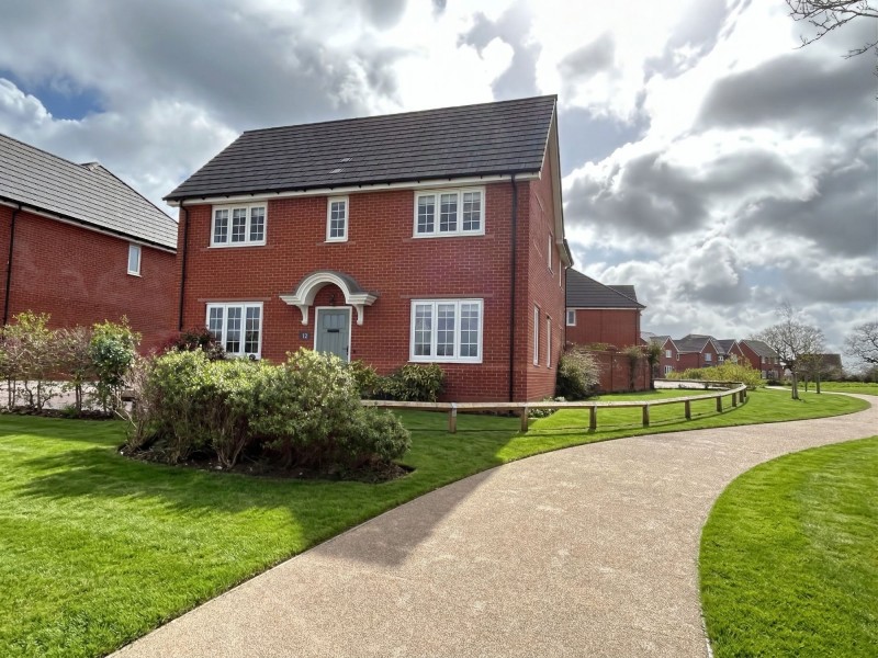 Violet Way, Holmes Chapel, CW4