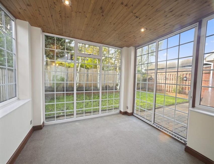 Images for 236 Higher Lane, Lymm, WA13