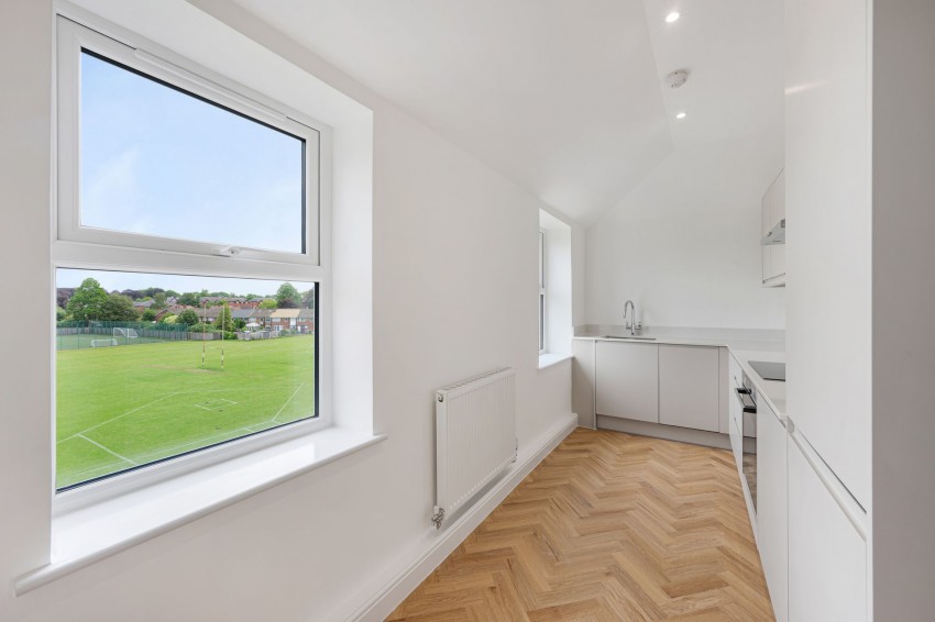 Images for Highfield Avenue, Sale, M33